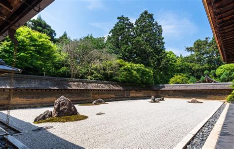 日式庭院石頭|【日本庭園】體驗侘寂美學!「枯山水」的魅力與欣賞。